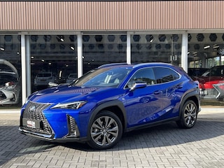 Lexus UX 250h F Sport Design | Leer, 18 inch, Stoel + Stuurverwarming, Parkeersensoren, Blind spot, Keyless
