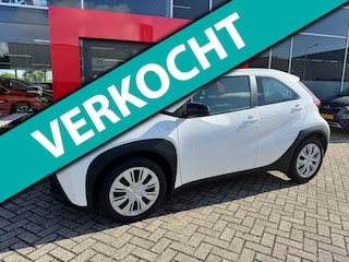 Toyota Aygo 1.0 VVT-i MT Play |Camera|Apple Carplay & Android|NL-Auto