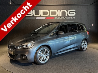 BMW 2-serie Tourer 220i 7p. High Exe | M-sport | Pano | Trekhaak | 1e eigenaar