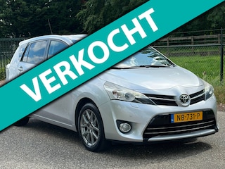 Toyota Corolla Verso 1.6 D-4D Business /Xenon/Navi/