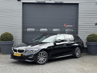 BMW 3-serie Touring 320d High Executive M-Sport | Navigatie | DAB | Parkeersensoren | Elektrische Achterklep |