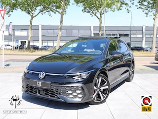 Volkswagen Golf GTE 1.5 eHybrid 272PK | Panodak | Leer | 360° | Garantie 2031 | Head-up | Stoel Ventilatie | Memory | 18"Inch |