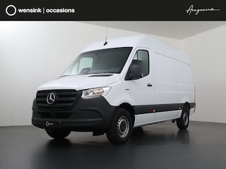 Mercedes-Benz Sprinter 314 L2 H2 PRO | 56 kWh | 100% elektrisch | Parkeerpakket met achteruitrijcamera | 2000kg Trekhaak | 115Kw/u DC Snelladen | Smartphone integratie pakket | Carplay | Camera | Comfort bestuurdersstoel |