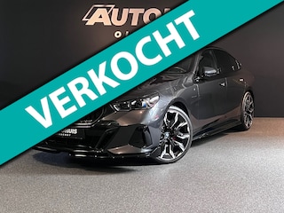 BMW 520i High Executive Edition M model jaar 2024! Stuurverwarming/ Stoelverwarming achter/ 21"/ Glazendak/ Memoryseats