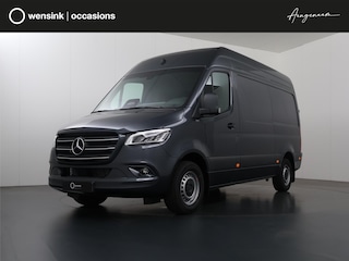 Mercedes-Benz Sprinter 319 CDI | L2 H2 | AUTOMAAT | BPM VRIJ! | 190 PK | ADAPTIEVE CRUISE | 2X ZIJSCHUIFDEUR | NAVIGATIE | ACHTERUITRIJCAMERA | STOELVERWARMING | 3500 KG AHW VOORBEREIDING | LED | BUMPERS IN KLEUR | CERTIFIED