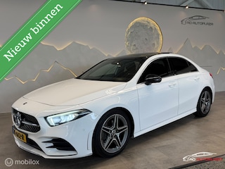 Mercedes-Benz A-klasse 200 AMG Limousine Panorama/Camera/Widescreen/NAP