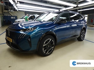 Peugeot 5008 GT Avantage 73 kWh 7p | Luxe stoelen | Camera | Trekhaak | All season | Alcantara bekleding | Warmtepomp |
