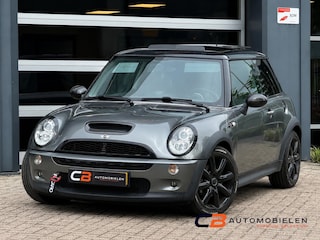 Mini Mini/Cabrio/Clubman/Countryman 3-Deurs 1.6 S JCW | Panoramdak | Sportuitlaat | Carbon Pakket | Airco |