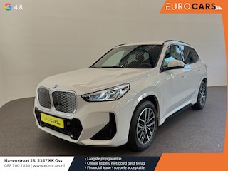 BMW iX1 eDrive20 67 kWh M Sport Edition 204pk Camera PDC Stoelverwarming Navi Hifi 18 inch M Velgen Adaptief M Onderstel