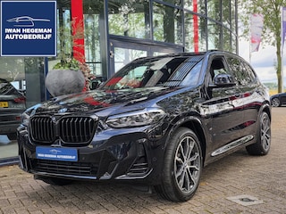 BMW X3 xDrive30e Sport | Trekhaak | Leder | Navigatie | Climate control | 20 Inch M LM velgen |