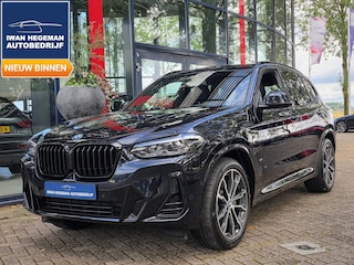 BMW X3 xDrive30e Sport | Trekhaak | Leder | Navigatie | Climate control | 20 Inch M LM velgen |
