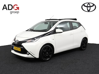 Toyota Aygo 1.0 VVT-i x-wave | Trekhaak | Airco | Parkeercamera | Bluetooth |