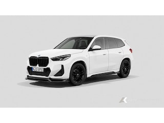 BMW iX1 xDrive30 M Sport | Maxton | Camera | Adaptief M-Onderstel | 313 pk | Stoelverw. | 19' Inch |