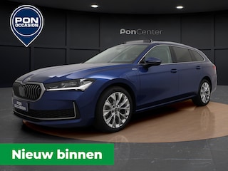 Skoda Superb Combi 1.5 TSI PHEV Laurin & Klement | Pano Dak | Head-up Display | Canton Audio | Camera | Side Assist | ACC | Elek. Achterklep | Elek. Stoelen | Stoelverwarming | 18" |
