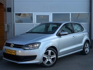 Volkswagen Polo 1.4-16V Comfortline 5DRS/CRUISE/AIRCO...