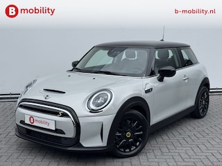 Mini Mini Yours 33 kWh Warmtepomp Snelladen Leer | LED | Sportstoelen | Driving Assistant | Apple CarPlay