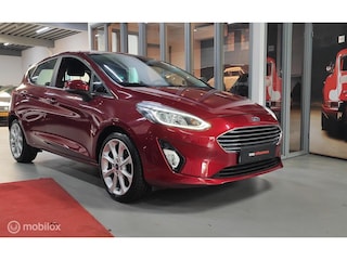 Ford Fiesta 1.0 EcoBoost AUTOMAAT Titanium CARPLAY NIEUW DISTRIBTIERIEM STOELVERW. CRUISE LED VELGEN ZEER NETJES