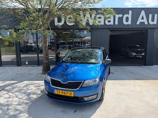 Skoda Rapid Spaceback 1.4 TSI Greentech Elegance Businessline/automaat/airco/trekhaak/ pdc achter/stoelverwarming