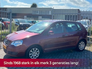 Volkswagen Polo 1.4-16V FSI Sportline 5 deurs! NL AUTO NAP 2e EIGENAAR! CRUISE l TREKHAAK l AIRCO ECC l LMV lTOPSTAAT!