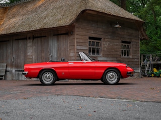 Alfa Romeo Spider 2.0 Veloce