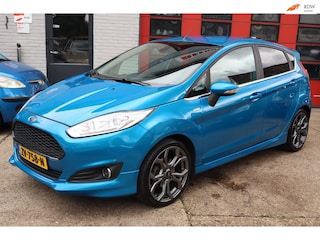 Ford Fiesta 1.0 EcoBoost Titanium , ST -Line ,Camera . St Verwarming