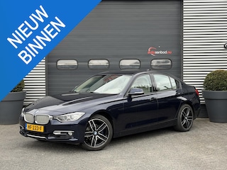 BMW 320i High Executive | Camera | Navigatie | Lederen Bekleding | 18 Inch Lichtmetalen Velgen |