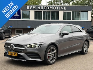 Mercedes-Benz CLA 250 e Premium Plus AMG | COMPLEET ONDERHOUDEN | SFEERVERLICHTING | ADAPT. CRUISE CONTROL | ACHTERUITRIJCAMERA | RIJKLAARPRIJS | 12 MND BOVAG GARANTIE
