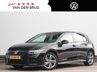 Volkswagen Golf 1.5 TSI R-Line | Trekhaak afneembaar | Side Assist | App Connect | Stuur & Stoelverwarming |