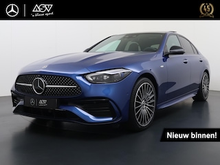 Mercedes-Benz C 300 e AMG Line wegklapbare trekhaak, panoramadak, Burmester surround, Stoelverwarming en ventilatie.