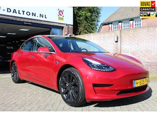 Tesla Model 3 RWD Plus 60 kWh AUTOPILOT / PANODAK / LEER