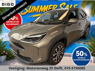 Toyota Yaris Cross 1.5 HYBRIDE DYNAMIC LUXERY GARANTIE TOT 2035 PARKEERSENSOREN VOOR & ACHTER . STOEL/STUUR VERWARMING . ACHTERUITRIJ CAMERA .