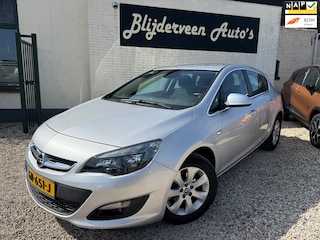 Opel Astra 1.4 Turbo Blitz Org. NL | Dealer Onderhouden | Navi | Cruise | PDC | LM