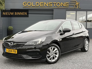 Opel Astra 1.2 Business Elegance 2e Eigenaar l Navi l Camera l Carplay l Keyless l Trekhaak l 110pk l Pdc V+A l Halfleder l 6 Bak l N.A.P l | Lm velgen l Rijstrooksensor l Apk tot 07-2027
