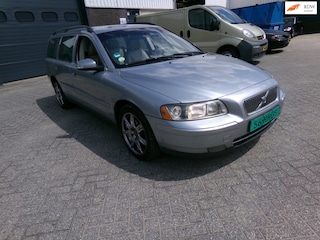 Volvo V70 2.4D Momentum