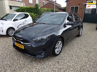 Kia Ceed 1.0 T-GDi DynamicLine Climate controle, Navigatie, Achteruitrijcamera, Parkeersensoren, Lichtmetalen velgen