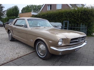 Ford Mustang 260 V8 handgeschakeld Unieke staat!