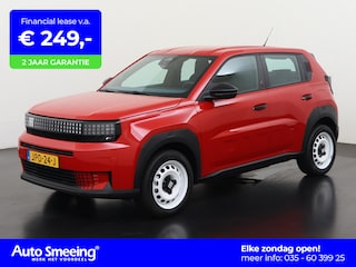 Fiat Grande Panda RED 11kW 44 kWh | Apple/Android Carplay | Digital Cockpit | Parkeersensor | Zondag Open!