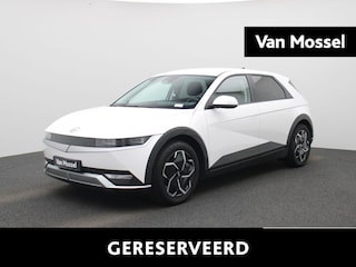 Hyundai Ioniq 5 77.4kWh Core 230Pk | WLTP 507 km | Navigatie | Apple & Android Carplay | Climate Control | Parkeersensoren Voor & Achter | Afneembare Trekhaak | Achteruitrijcamera | Stoelverwarming | Adaptieve Cruise Control |