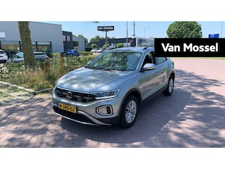 Volkswagen T-Roc 1.0 TSI Life 110 PK| Origineel Nederlands | Climatronic | Parkeersensoren | Apple Carplay | Android Auto | Digitale Cockpit | Inklapbare Buitenspiegels