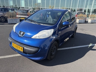 Peugeot 107 1.0-12V XS