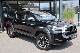 Toyota Hilux 2.8 D-4D DUBBEL CABIN PROFESSIONAL A/T 2 ZITS VAN 4WD