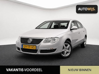 Volkswagen Passat 1.6 FSI Comfortline|AUT|LM-VELG|TREKHAAK|NL AUTO