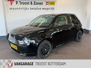 Honda e Advance 100% Elektrisch | Panoramadak | Nederlands geleverd | Adaptieve cruise control | Stoel+Stuurverwarming | Achteruitrijcamera | Apple carplay