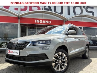 Skoda Karoq 1.5 TSI ACT. 150PK CLEVER NARDO-GREY PANO-DAK NAVI CAMERA CARPLAY AIRCO LMV PDC