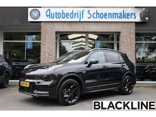 Lynk & Co 01 1.5 MY23! BLACKLINE! ZWARTE-HEMEL ROLHOES MY23 360-CAMERA PANO/SCHUIF INFINITY DAB NAVI CARPLAY STOELVERWARMING ELEK.ACHTERKLEP 20"LMV