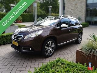 Peugeot 2008 1.6 VTi Féline