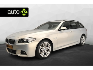 BMW 5-serie Touring 528i M-Sportpakket / Trekhaak / Panoramadak / HIFI / Comfortstoelen / Head-up / Surround View / Alu wielen 19 inch