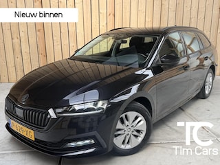 Skoda Octavia Combi 1.0 TSI Business Edition Trekhaak uitklapbaar | Apple CarPlay/Android Auto | Cruise & climate control | LED koplampen | Lichtmetalen velgen | Navigatiesysteem | Parkeersensoren voor en achter