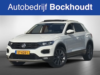 Volkswagen T-Roc 1.0 TSI Style | Pano | Virtual | Camera | Navi