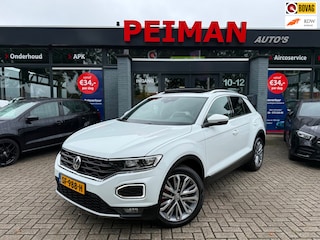 Volkswagen T-Roc 1.5 TSI Sport | Apple Carplay | Panoramadak | Stoelverwarming | ACC |